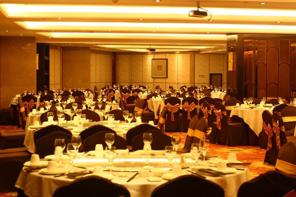 Hengna International Hotel Yiwu  Luaran gambar